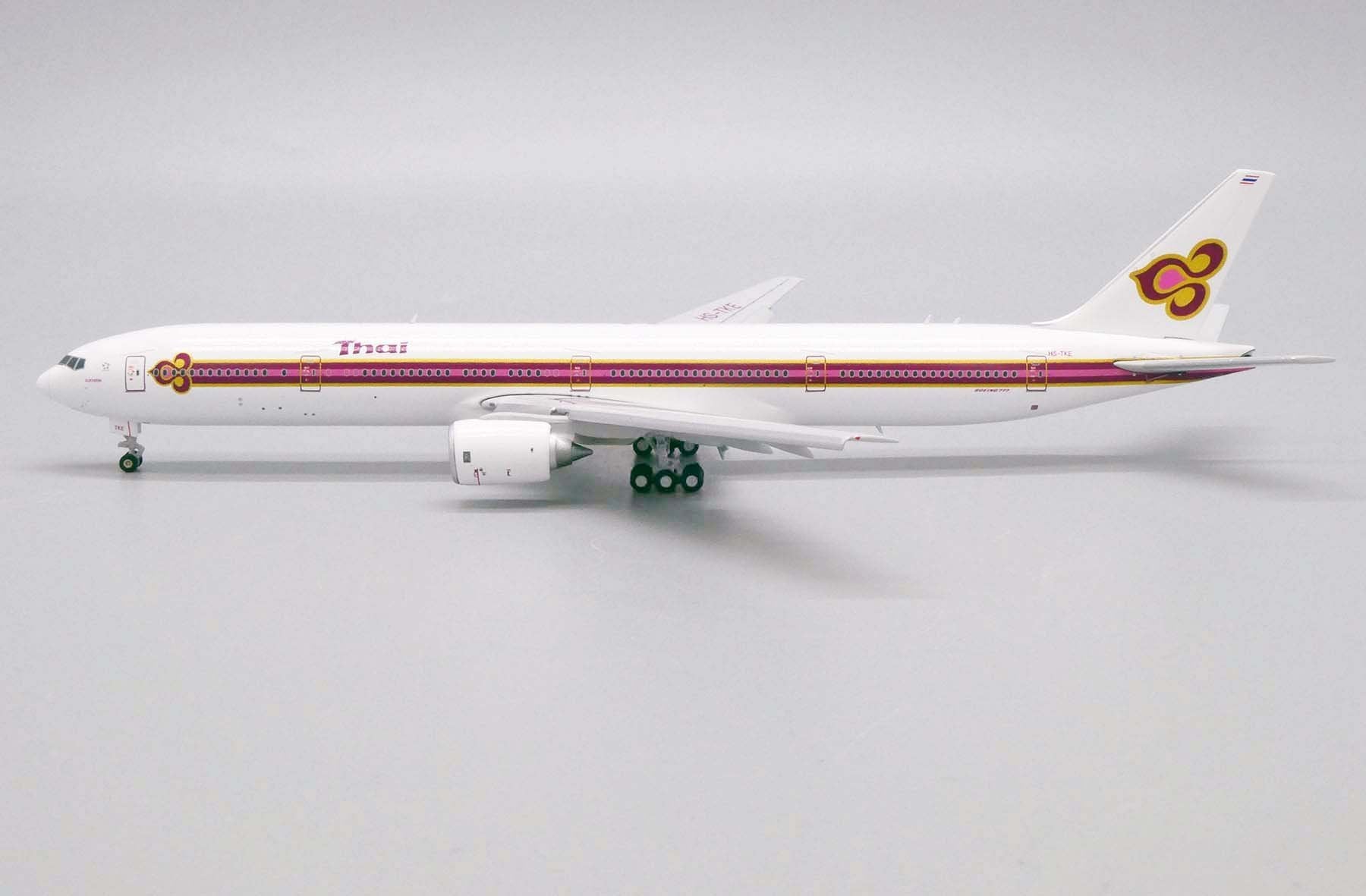 1/400 Thai Airways B 777-300 “Old livery” *Flaps Down* JC Wings