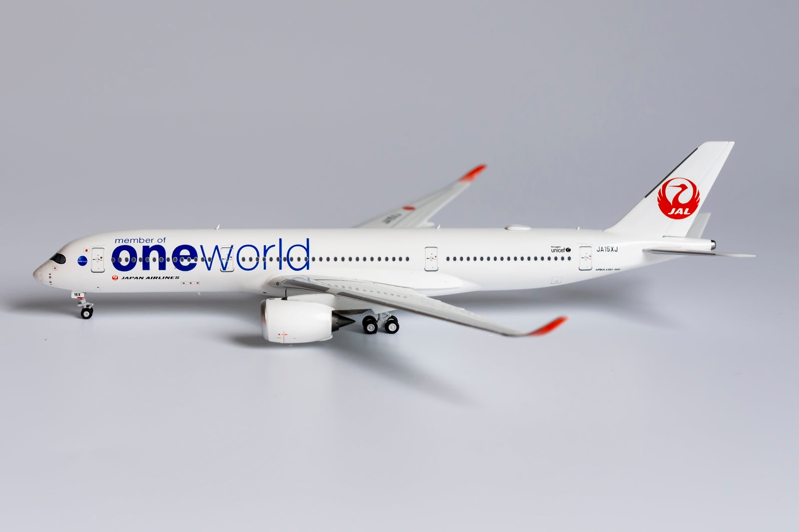 * 1/400 Japan Airlines A350-900 