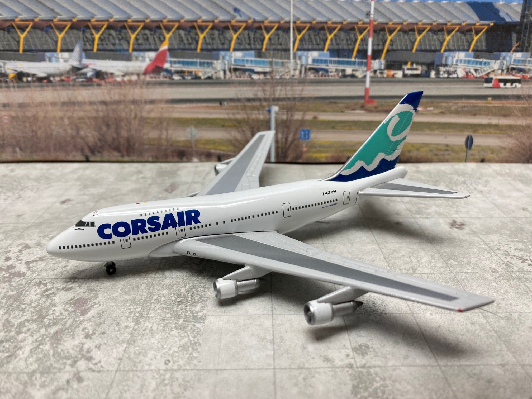 *1/400 Corsair B 747SP Gemini Jets GJCRL063