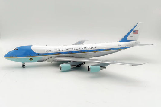 1/200 INFLIGHT200 USAF Air Force One Vc-25 2800 with Key Chain IFVC25A0222P