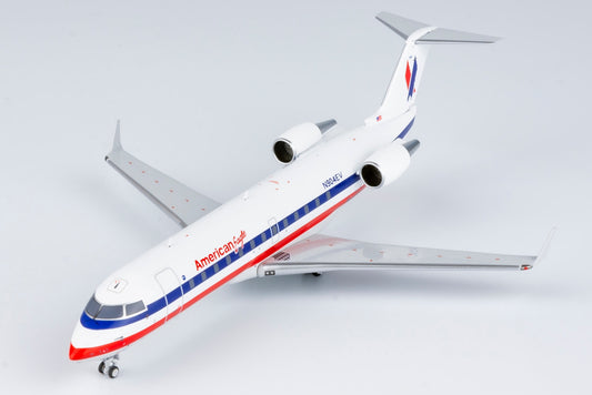 1/200 American Eagle (ExpressJet Airlines) CRJ-200ER N904EV 52069