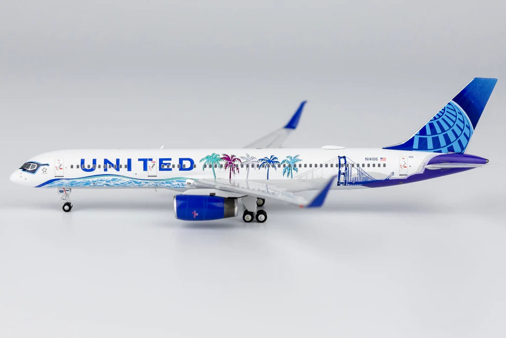 * 1/400 NG 53200 United Airlines 757-200W N14106 (California CS)