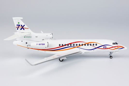 * 1/200 Dassault Aviation Falcon 7X NG Models 71009