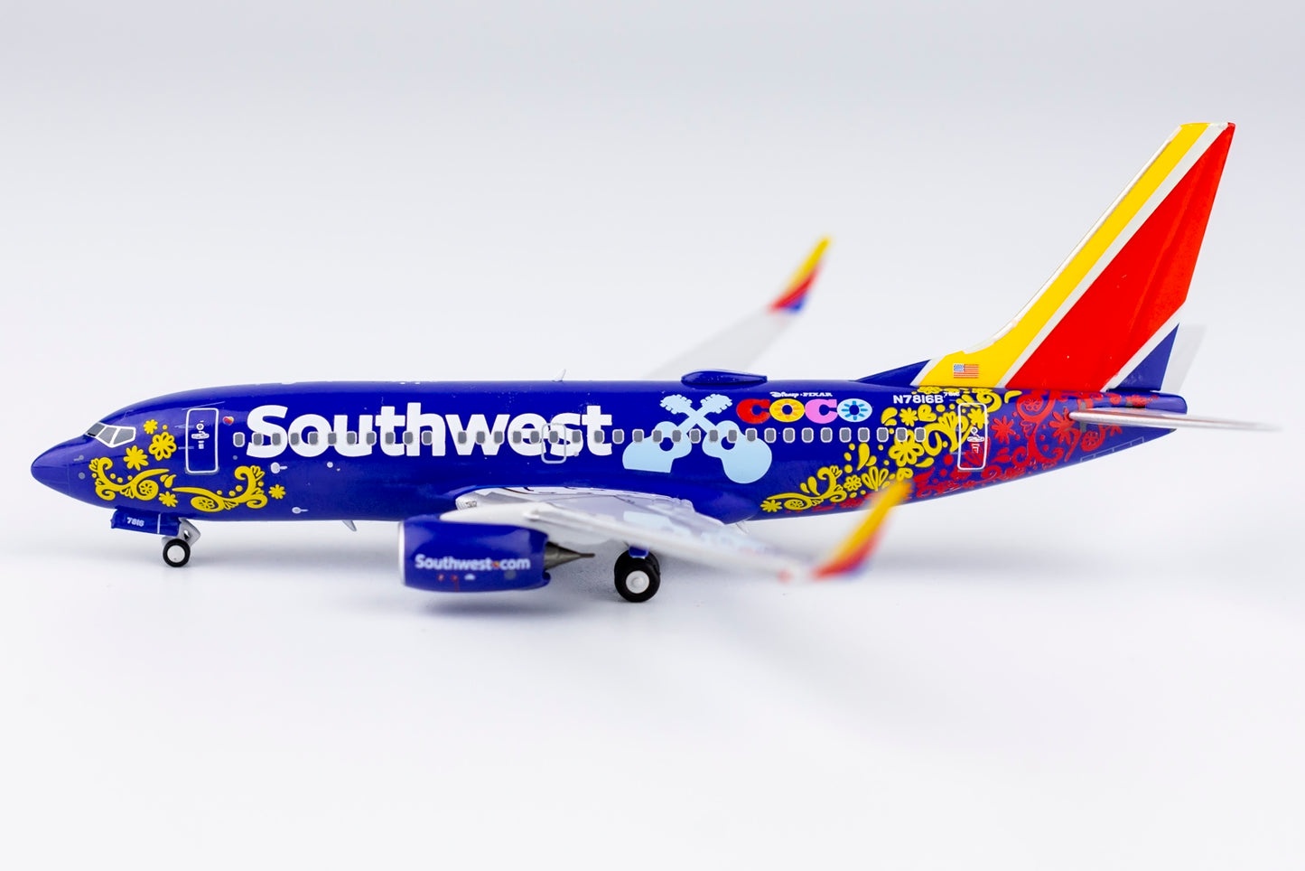*1/400 Southwest Airlines B 737-700 "Pixar Coco" NG Models 77031