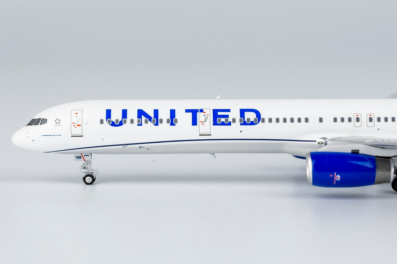 1/400 NG 45001 United Airlines 757-300/w N78866 (Blue Evolution)