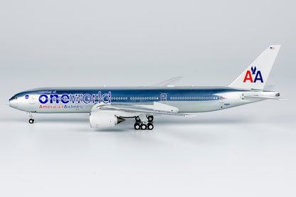 1:400 NG 72048 American Airlines 777-200ER N791AN (oneworld; polished cs)