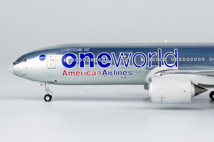 1:400 NG 72048 American Airlines 777-200ER N791AN (oneworld; polished cs)