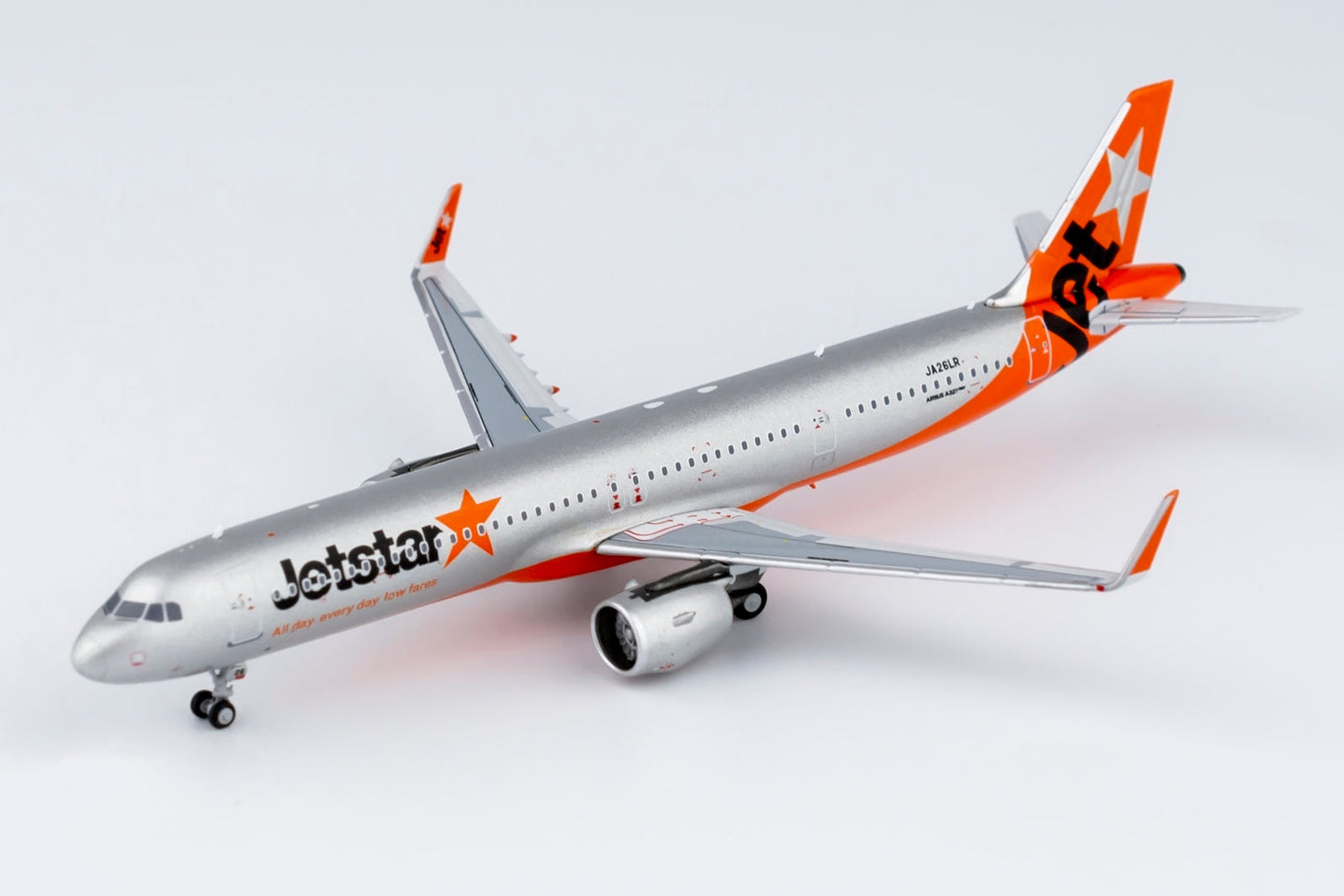 *1/400 Jetstar Japan A321neo NG Models 13052