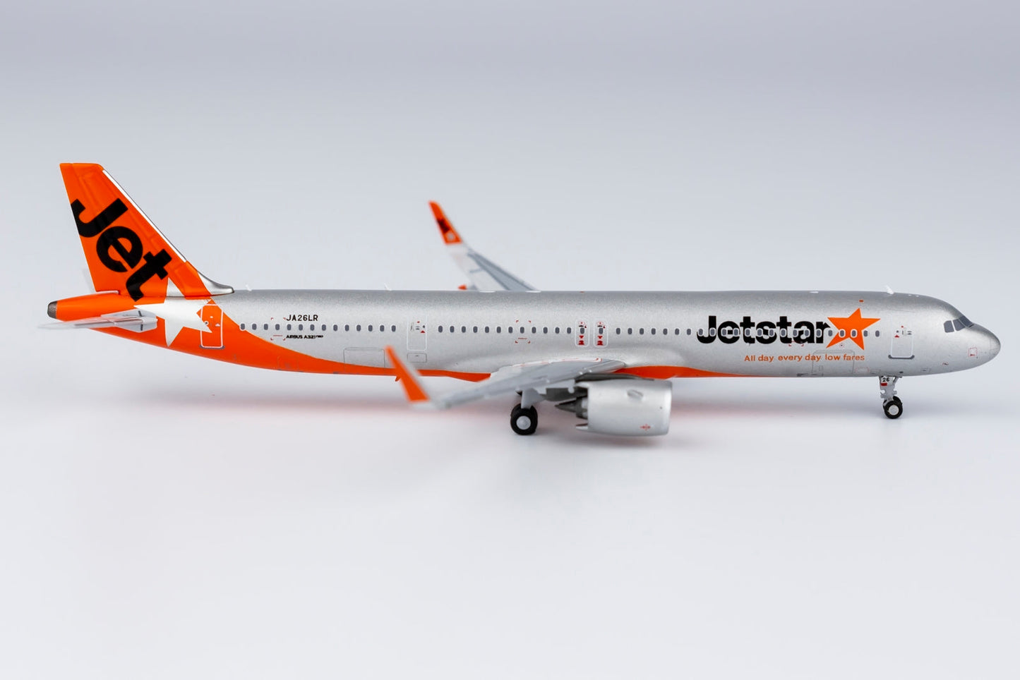 *1/400 Jetstar Japan A321neo NG Models 13052