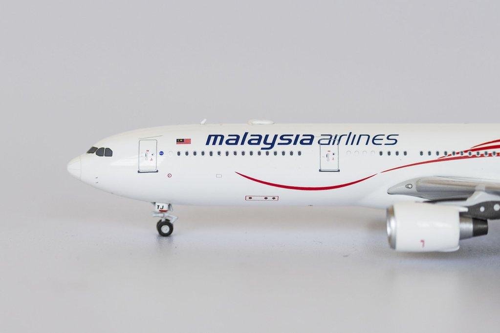 1/400 Malaysia Airlines A330-300 "Negaraku Livery" NG Models 62015