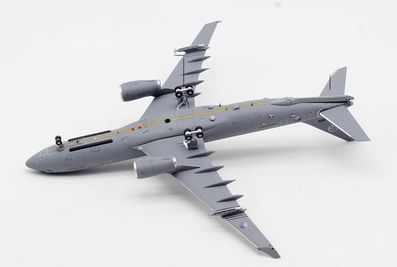 1/400 Royal Netherlands Air Force A330-200 MRTT Aviation400 AV4MRTT007 (Includes free stand) - Midwest Model Store
