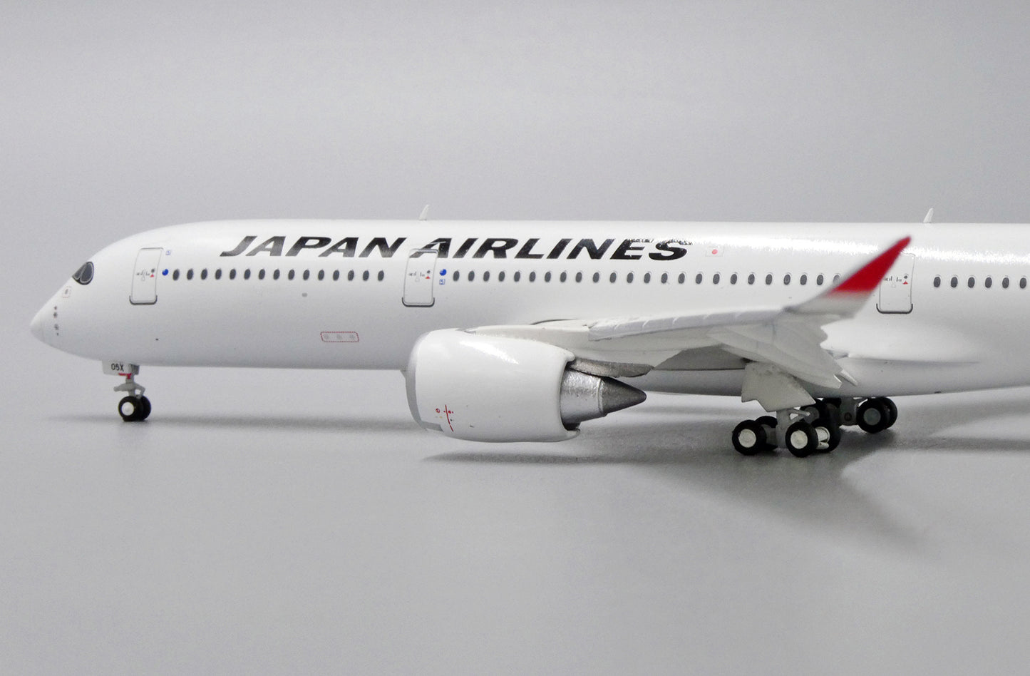 1/400 Japan Airlines A350-900 *Flaps Down* JC Wings EW4359004A