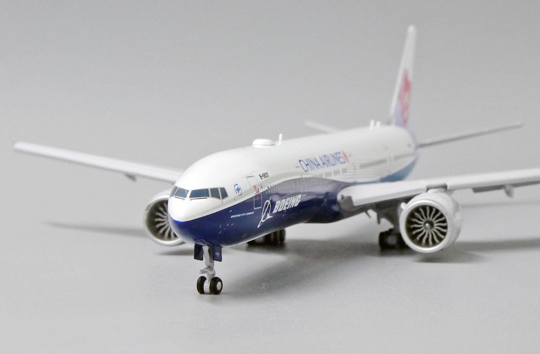 *1/400 China Airlines B 777-300ER 