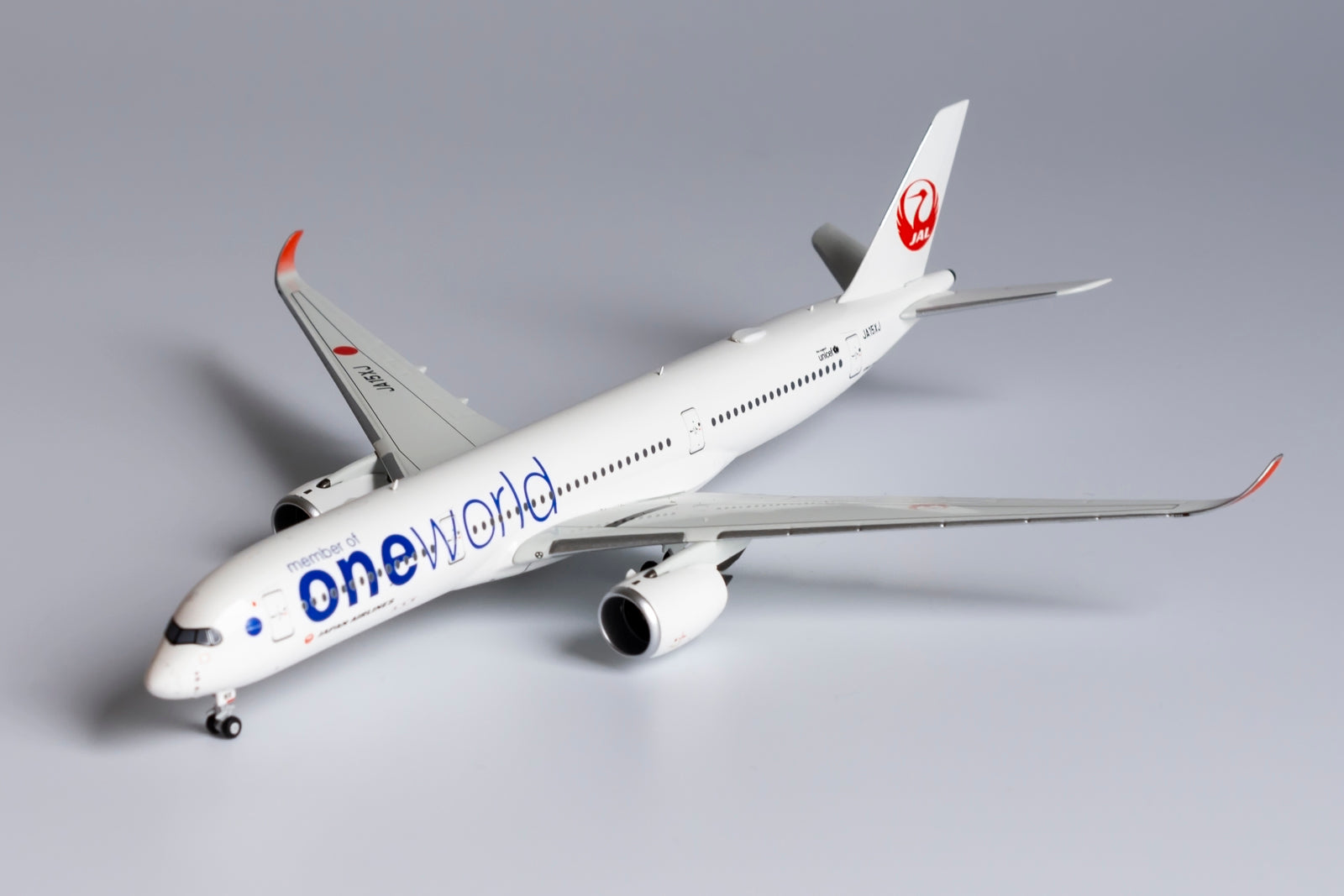 * 1/400 Japan Airlines A350-900 