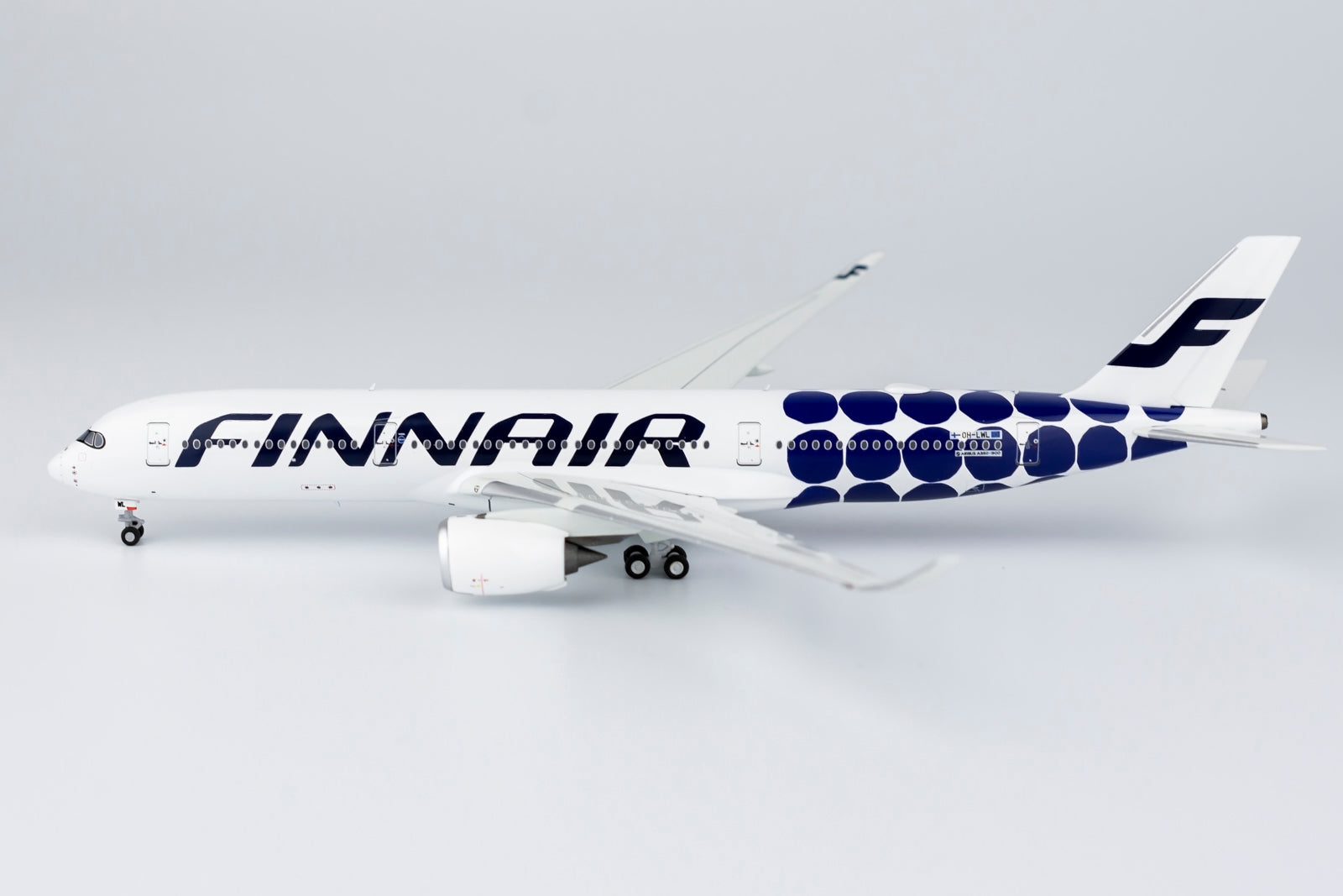 *1/400 Finnair A350-900 