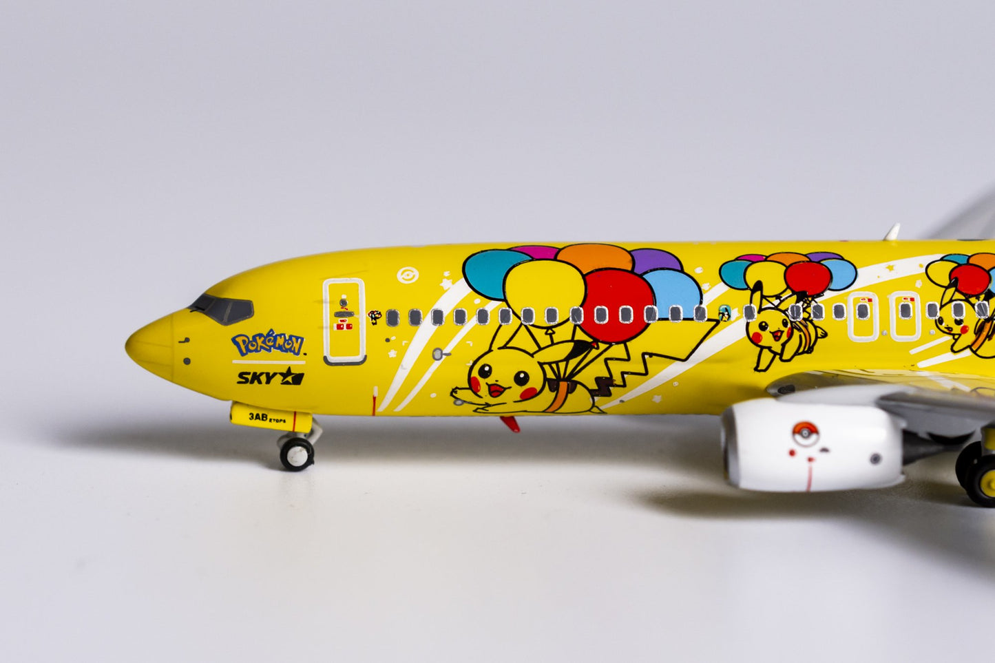 1/400 Skymark Airlines B 737-800 "Pokémon Livery" NG Models 58111