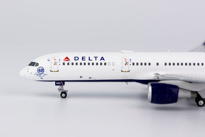 1/400 Delta Airlines B 757-200/w "42 Mariano Rivera" NG Models 53187