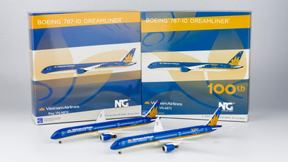 1/400 Vietnam Airlines B 787-10 "100th Aircraft" NG Models 56016