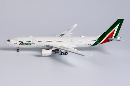 1/400 Alitalia A330-200 "named Giotto" NG Models 61037