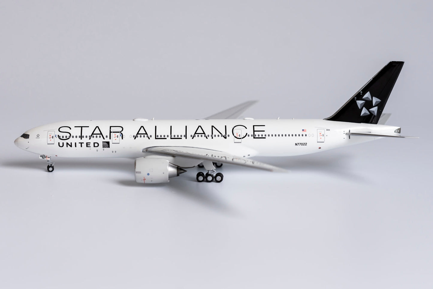 *1/400 United Airlines B 777-200ER "Star Alliance Livery" NG Models 72001