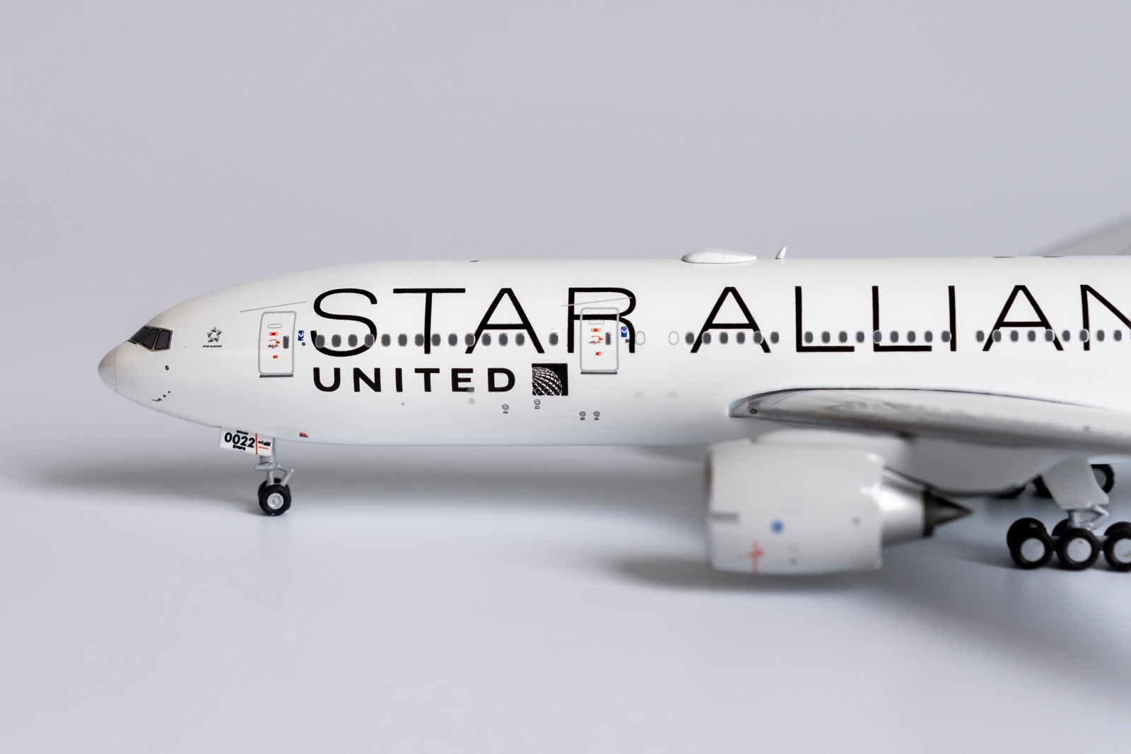 *1/400 United Airlines B 777-200ER 