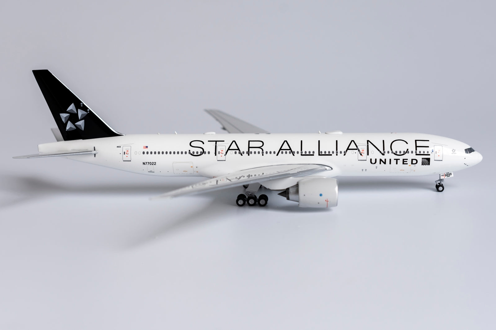 *1/400 United Airlines B 777-200ER 