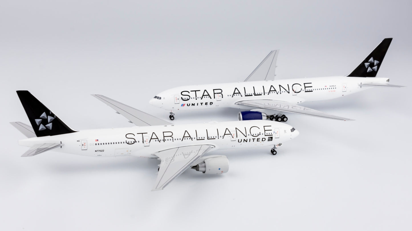 1/400 United Airlines B 777-200ER "Star Alliance w/ blue engines" NG Models 72021