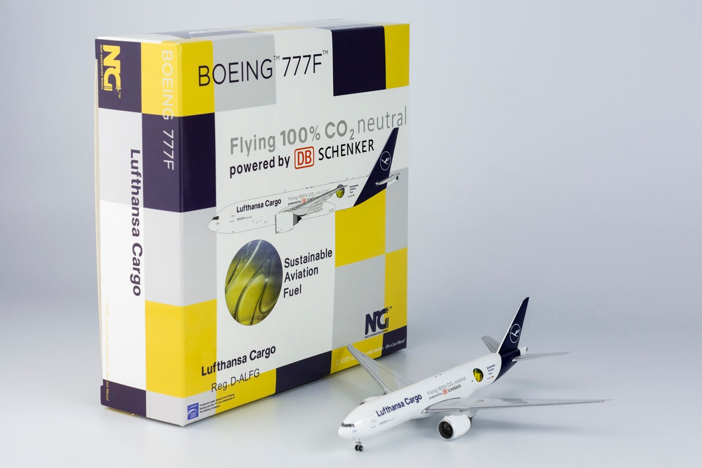 * 1/400 Lufthansa Cargo B 777F "Flying 100% CO₂ neutral" NG Models 72006