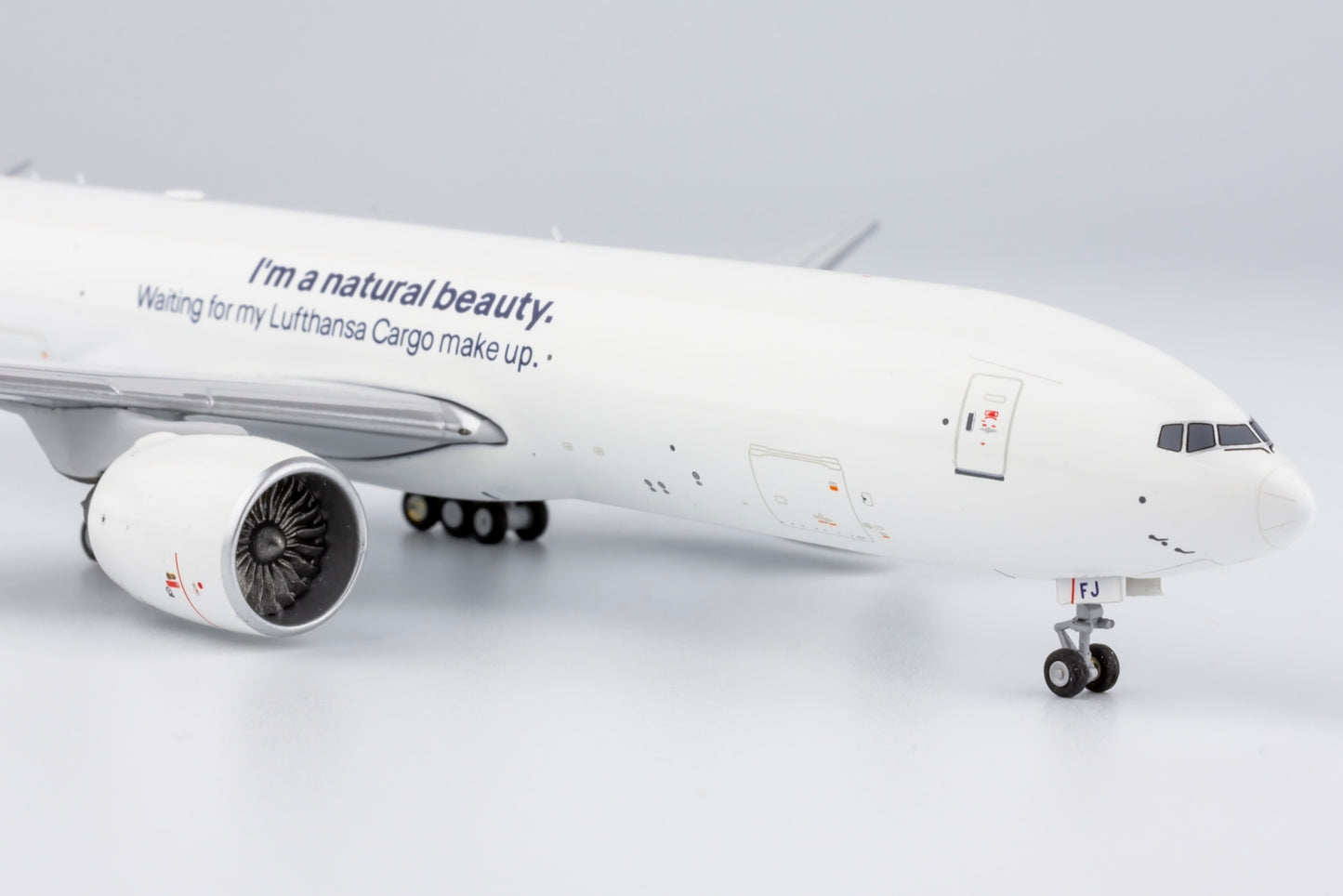* 1/400 Lufthansa Cargo B 777F "I'm a natural beauty" NG Models 72013