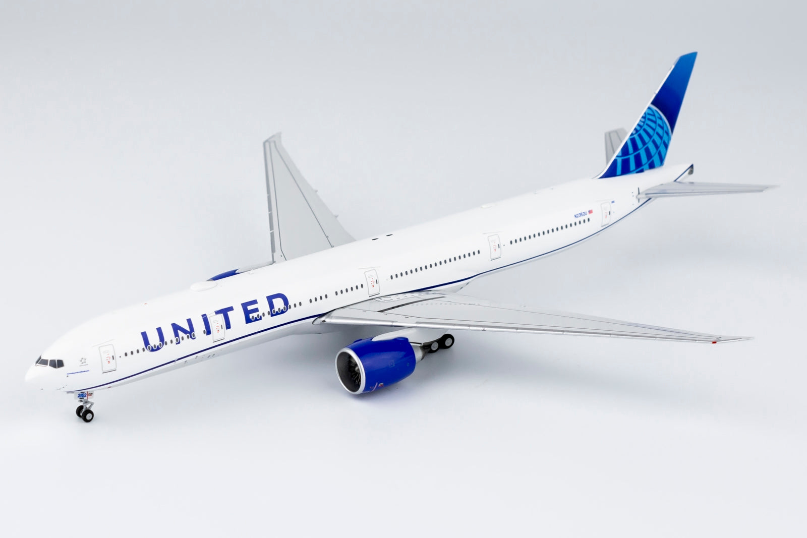 1/400 United Airlines B 777-300ER 