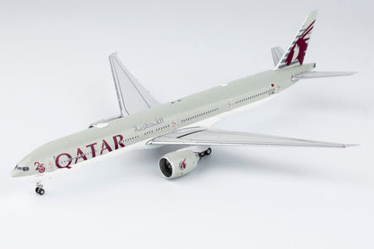 1/400 Qatar Airways B 777-300ER "25 Years of Excellence" NG Models 73010