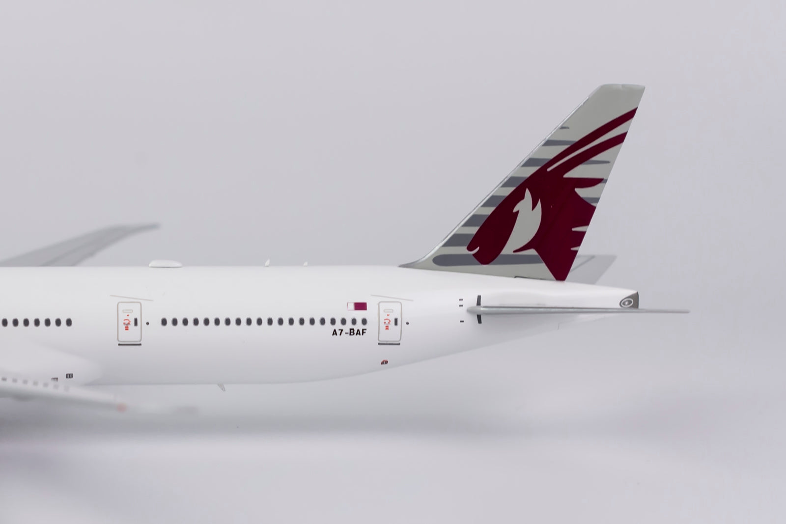 1/400 Qatar Airways B 777-300ER 