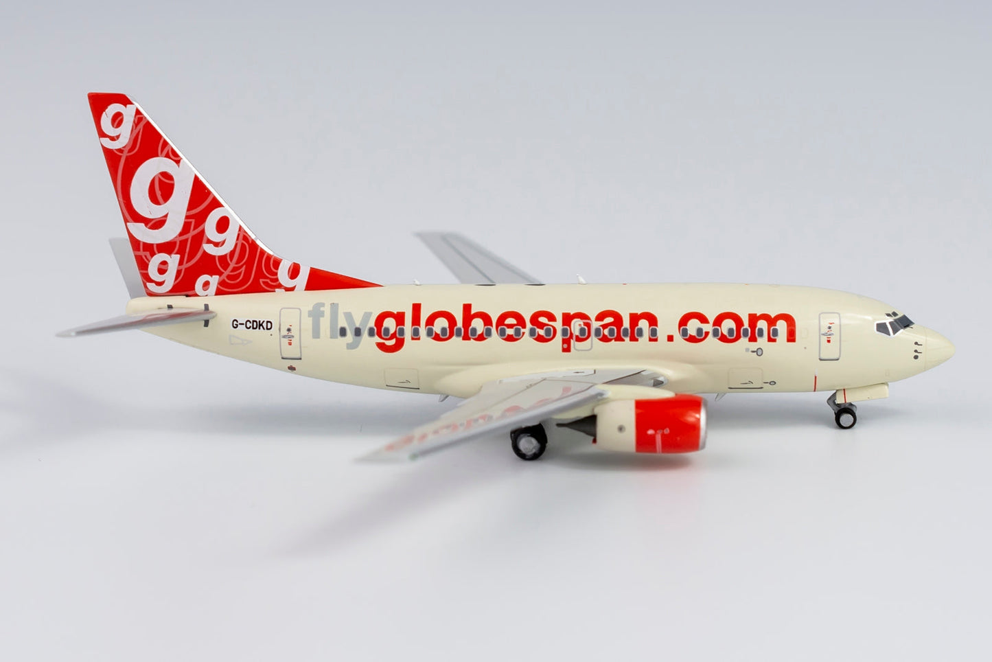 *1/400 Flyglobespan B 737-600 "Scandinavian - SAS Hybrid Livery" NG Models 76001