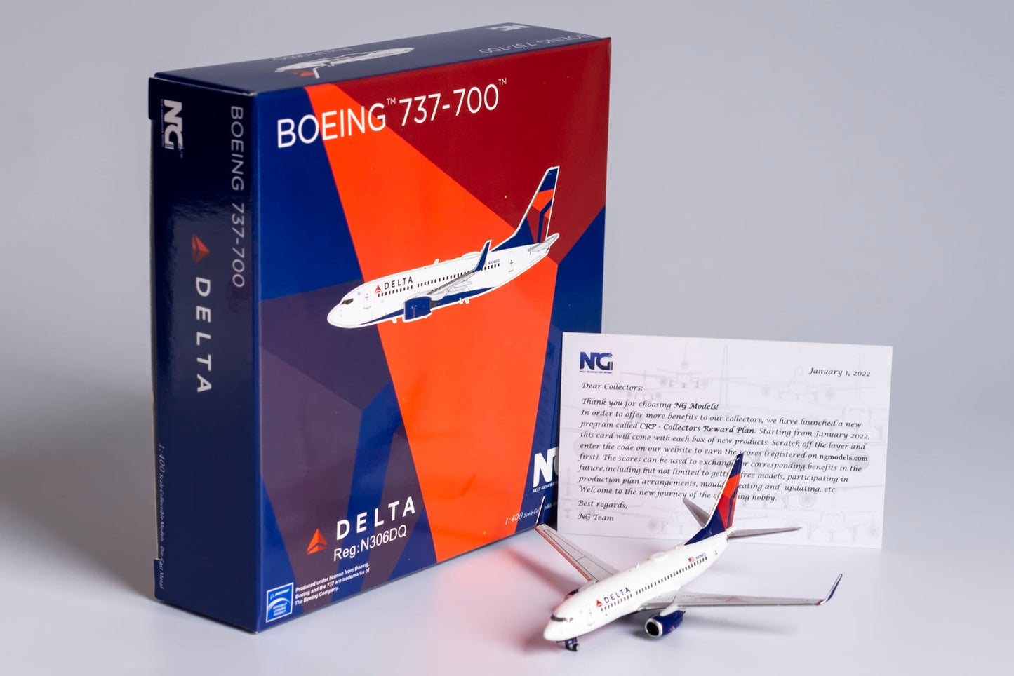 1/400 Delta Airlines B 737-700/w NG Models 77019 *Broken front landing gear door*