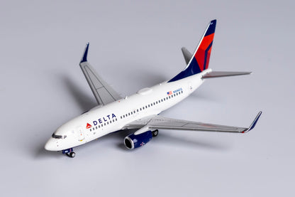 *1/400 Delta Airlines B 737-700/w NG Models 77019s/d2 *Defective model*