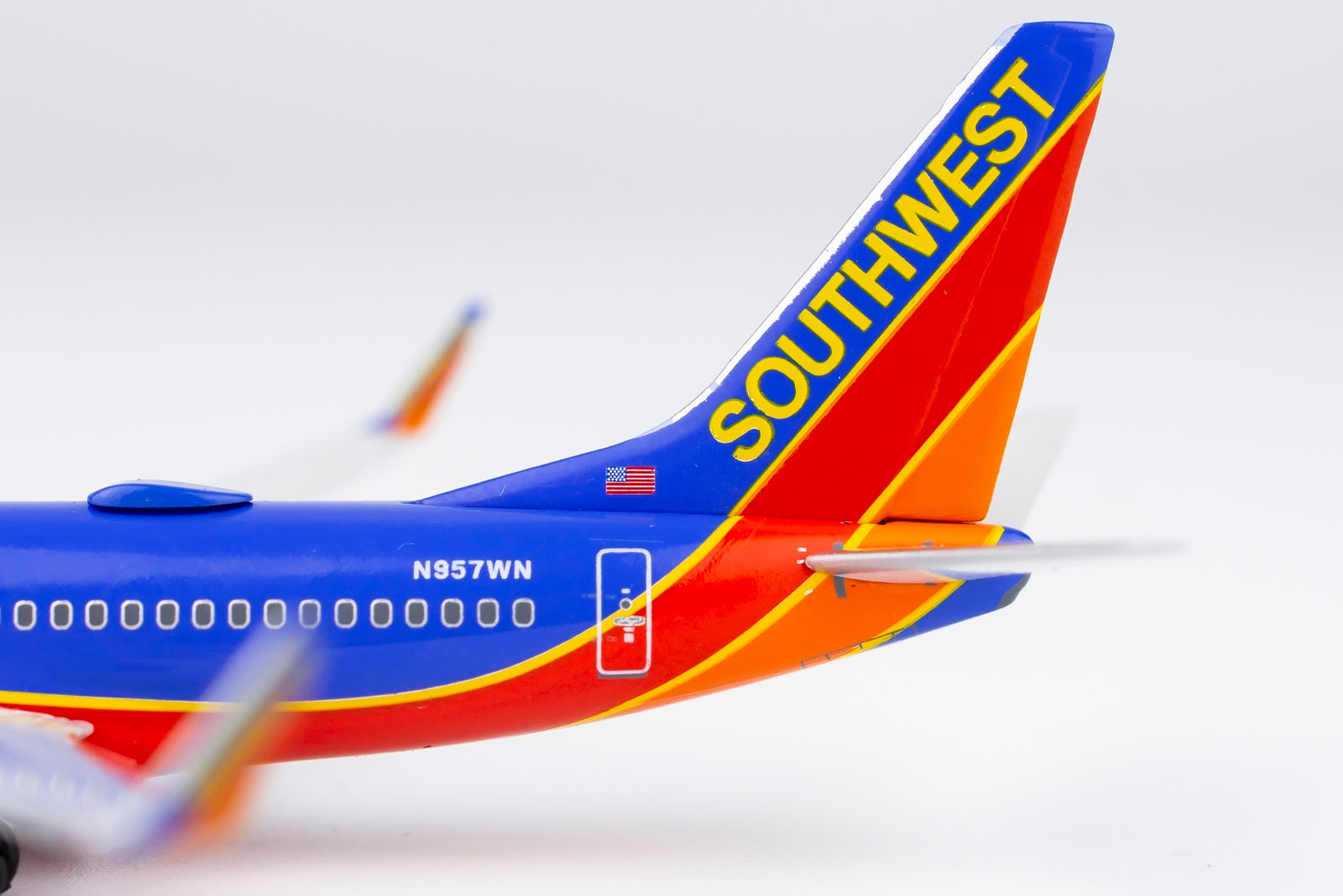 Backorder 1/400 Southwest Airlines B 737-700 NG Models 77023 (Canyon Blue  Livery)