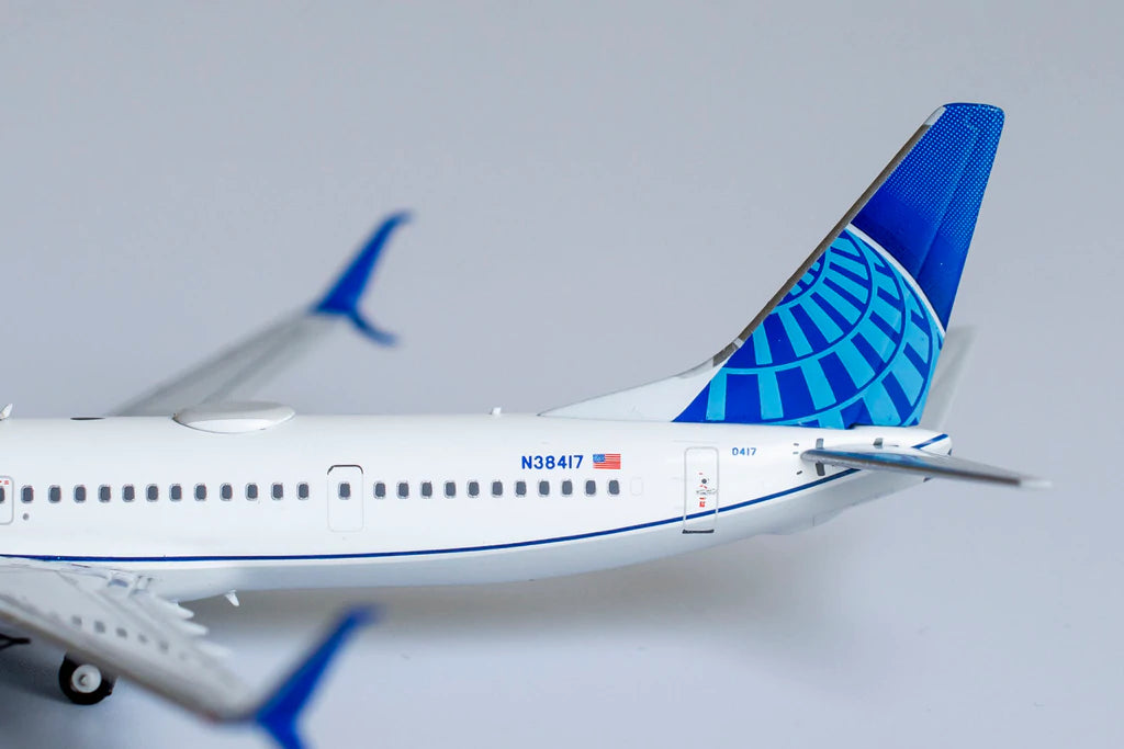 1/400 United Airlines B 737-900ER NG Models 79006