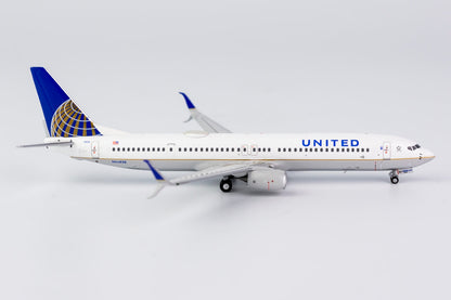 1/400 United Airlines B 737-900ER/w NG Models 79008