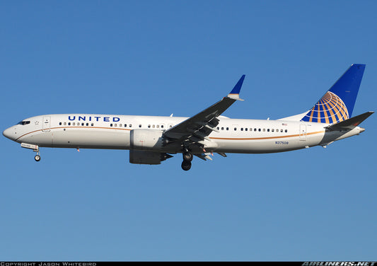 Back Order 1/400 United Airlines B 737 MAX 9 NG Models 89001 N37508