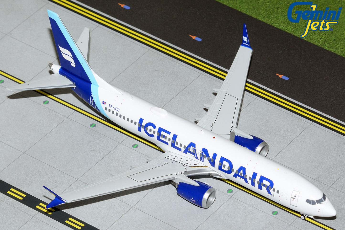 *1/200 Icelandair B 737 MAX 8 Gemini Jets G2ICE1139