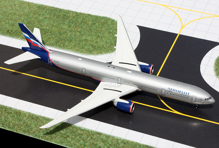 1/400 Aeroflot B 777-300ER Gemini Jets GJAFL1278 *Small scratch on fuselage*