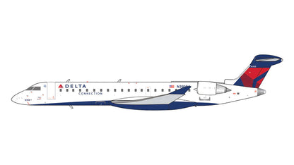 1/400 Delta Connection CRJ-700 Gemini Jets GJDAL2032