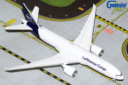 * 1/400 Lufthansa Cargo B 777-200LRF Gemini Jets GJDLH2126