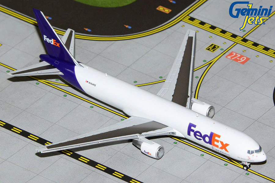 *1/400 FedEx Express B 767-300F Gemini Jets GJFDX1994