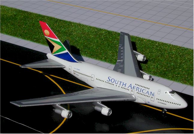 1/400 South African Airways B 747SP Gemini Jets GJSAA036 *Paint bubbling all over fuselage and missing outside box (comes with cradle)*