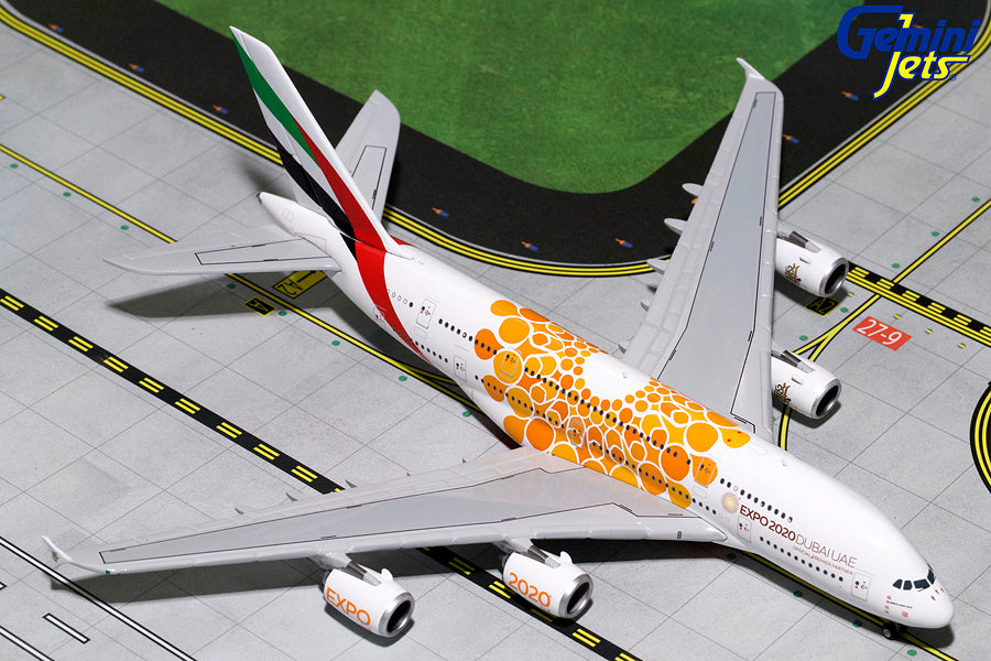 1/400 Emirates A380 "Orange Expo 2020" Gemini Jets GJUAE1815 *Small paint chips around wing slot on fuselage*