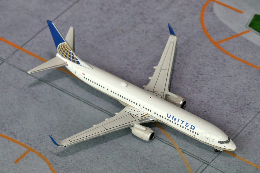 1/400 United Airlines B 737-900ER Gemini Jets GJUAL1423