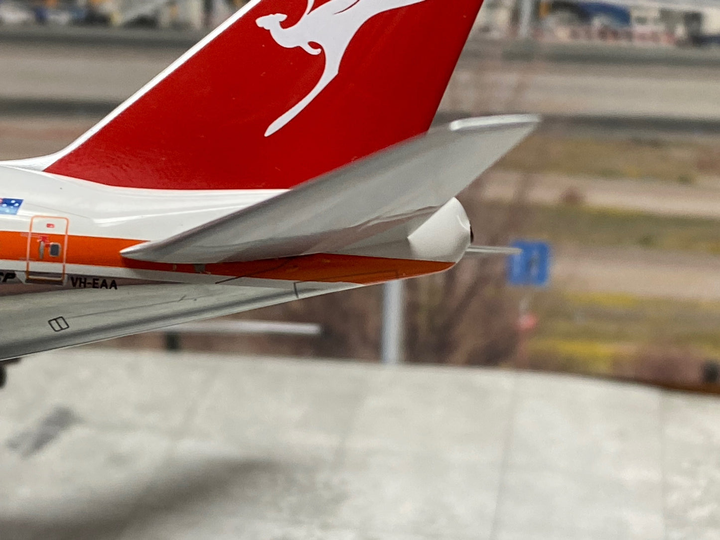 1/400 Qantas B 747SP "City of Gold Coast/Tweed" NG Models 07009 *Paint chip near horizontal stabilizer*