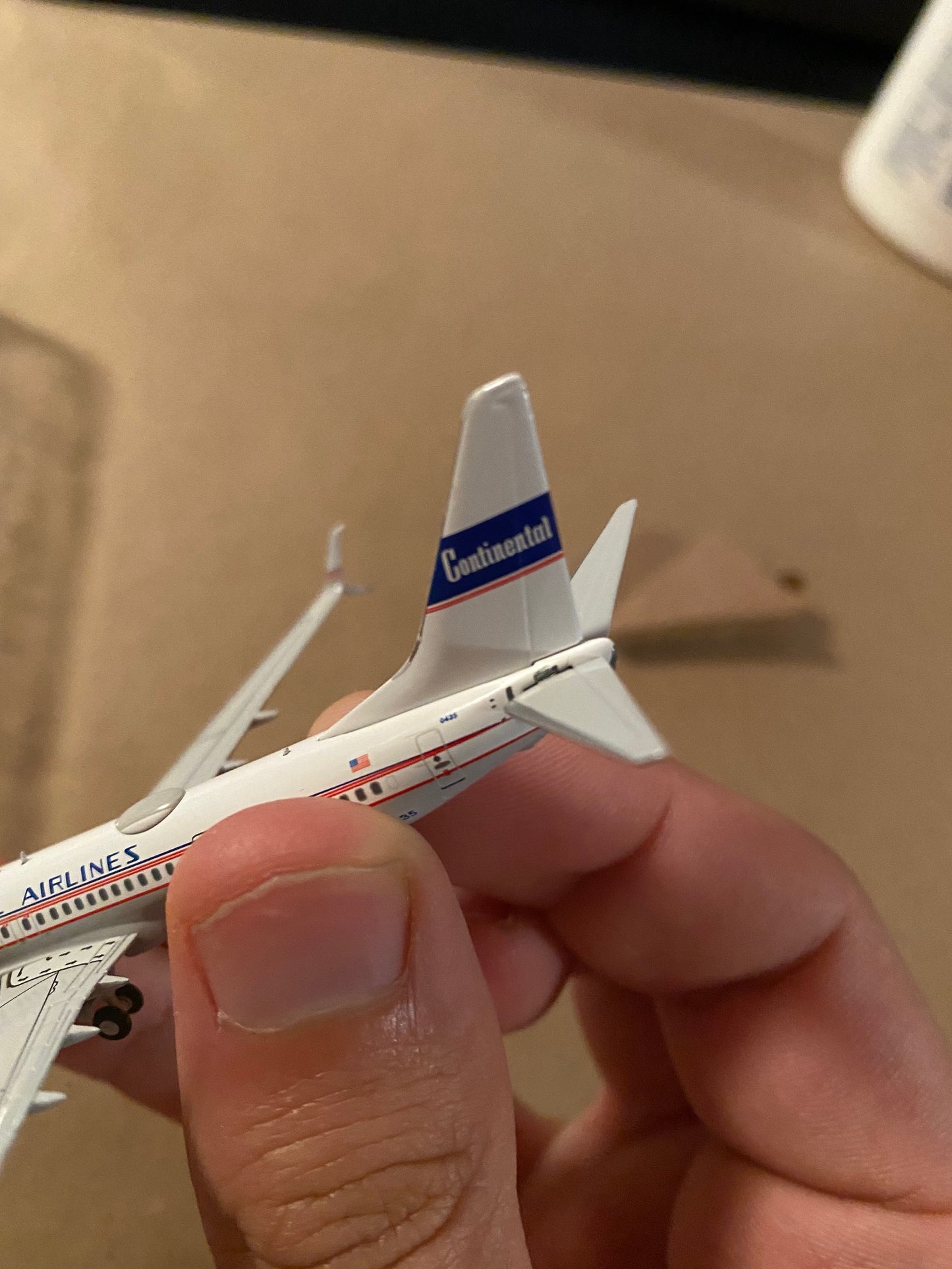 1/400 United Airlines B 737-900ER/w "Retro 75th Anniversary Livery" NG Models 79010 *Has paint chip by its horizontal stabilizer*