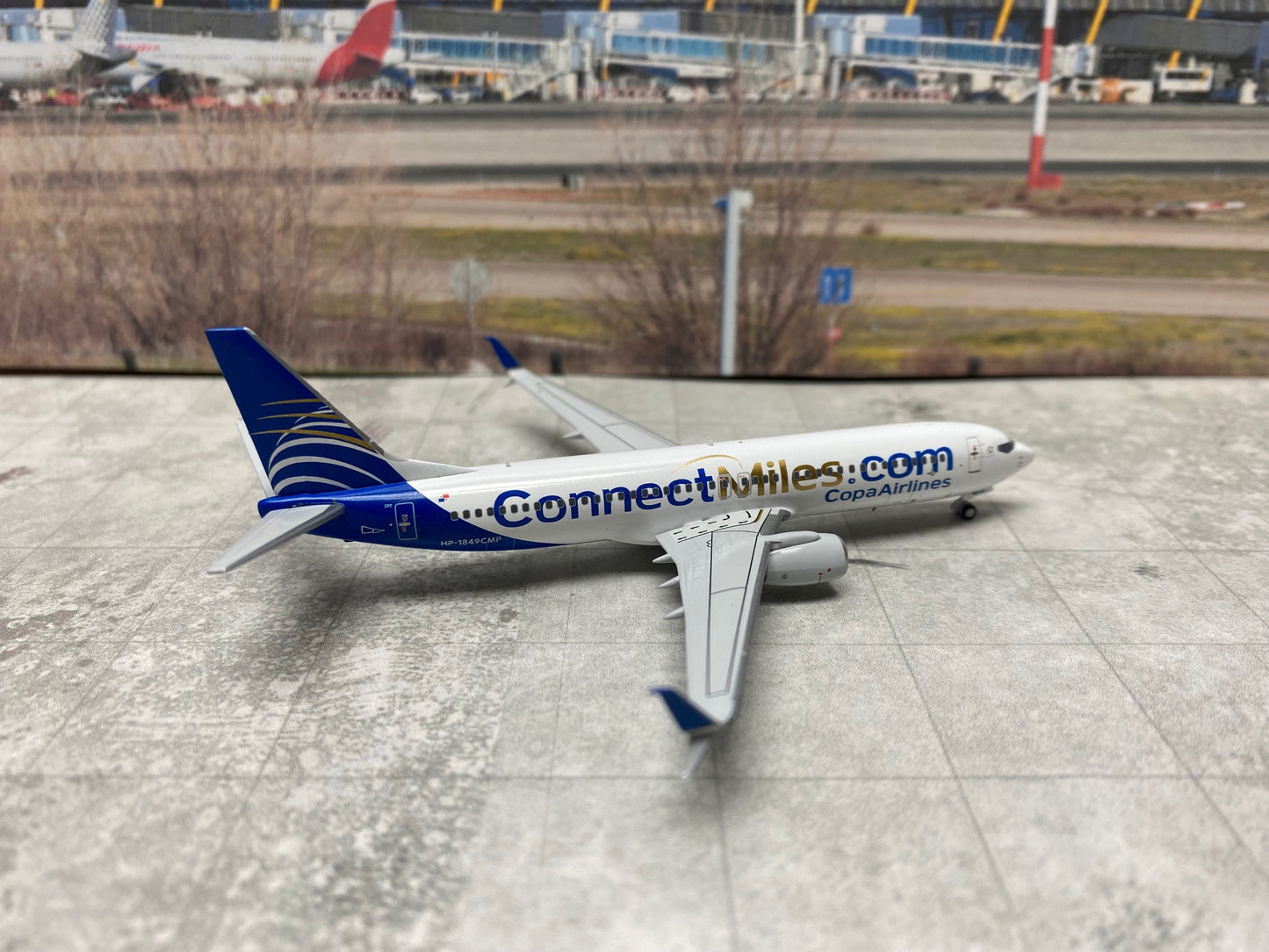 *1/400 Copa Airlines B 737-800 "ConnectMiles.com Livery" El Aviador Models EAV400-1849